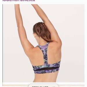 Lululemon Break FreeSport  Bra in the Vivid Vision Multi pattern. Size 8